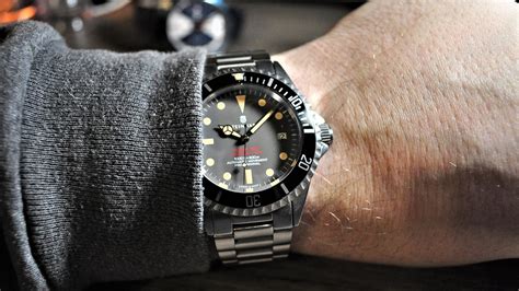 steinhart ocean one red review